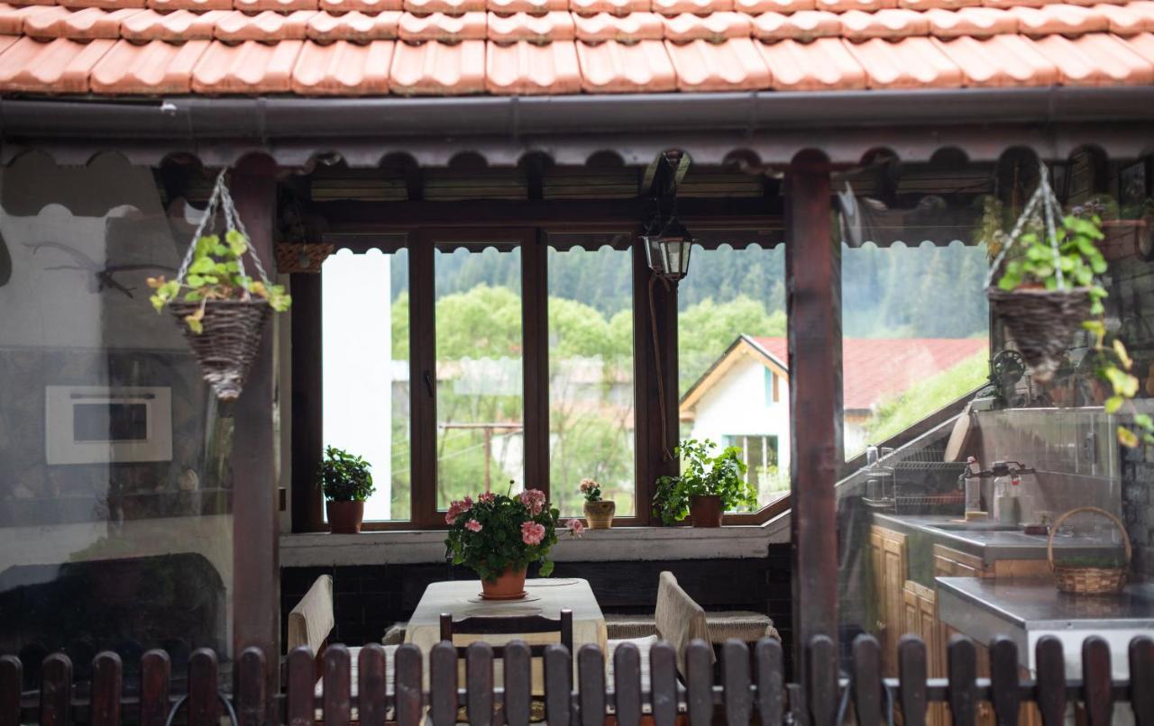 Guest House Rossy Trigrad Buitenkant foto